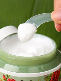 Jigott Тонизирующий крем для лица с розой Rose Flower Energizing Cream, 100 мл.