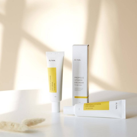 iUnik Витаминный крем для кожи вокруг глаз с прополисом Propolis Vitamin Eye Cream