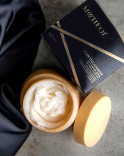 MOCHEQI MUSK Шелковая SPA-маска для волос с маслом семян жожоба, 500 мл