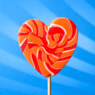 Страна леденцов Карамель на палочке 'Лолли сердце ' 70г микс