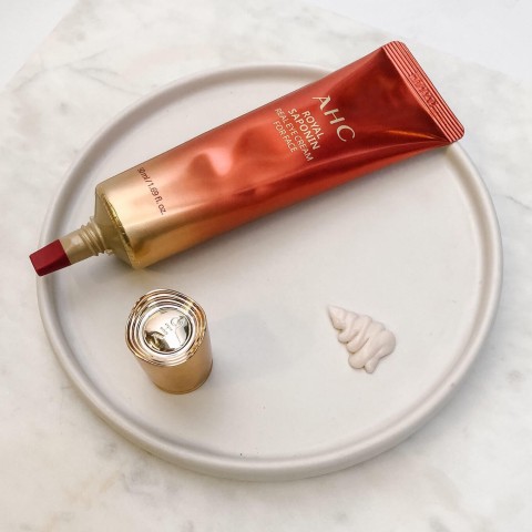 AHC Антивозрастной крем для век с комплексом женьшеня Royal Saponin Real Eye Cream For Face, 50 мл