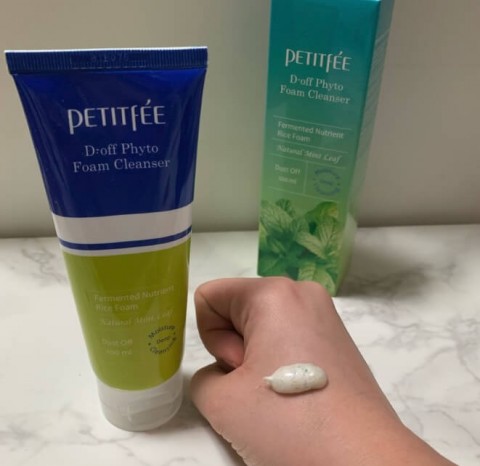 Пенка для умывания PETITFEE Глубокое Очищение с мятой D-Off Phyto Foam Cleanser, 100 мл