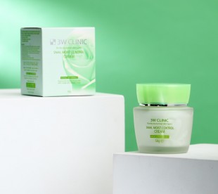 3W Clinic Увлажняющий крем для лица с муцином улитки Snail Moist Control Cream