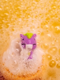 Bomb Master Бомбочка для ванн «Весёлые зверята» оранжевая, 130 г 