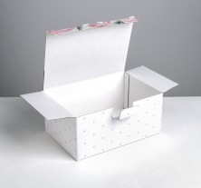 Коробка‒пенал «Побалуй себя», 22 × 15 × 10 см