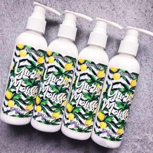 Питательное молочко для тела Chambery с ароматом цитрусовых Yuzu Mousse, 200 мл.