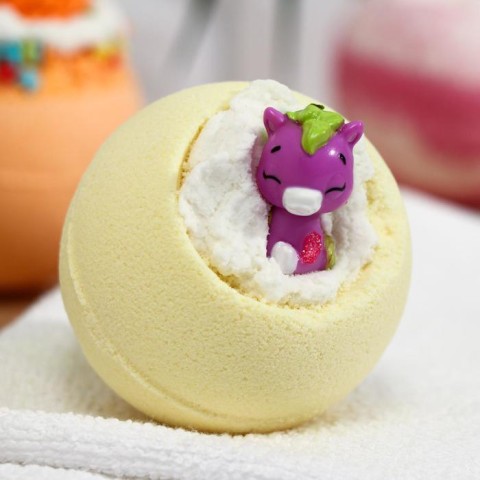 Bomb Master Бомбочка для ванн «Весёлые зверята» микс, жёлтая, 130 г