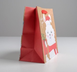 Пакет крафтовый квадратный «Новогодняя альпака», 22 × 22 × 11 см 