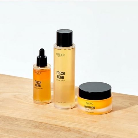 Nacific Освежающий тонер с травами Fresh Herb Origin Toner