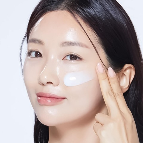 MEDI-PEEL Охлаждающая маска-плёнка с эффектом лифтинга Mooltox Hyaluron Layer Wrapping Mask, 70 мл