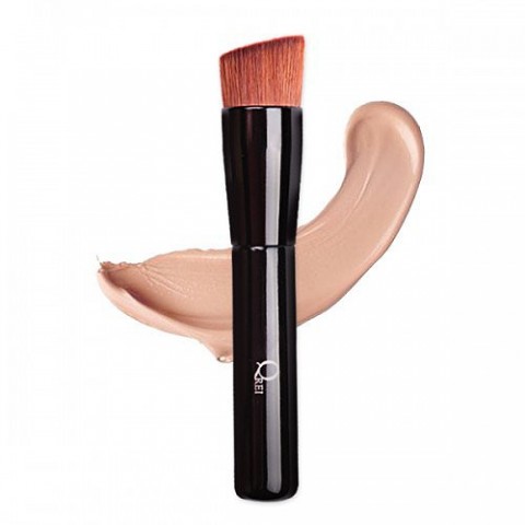 Coringco Кисть для нанесения тонального крема Queen's Eye Foundation