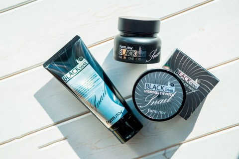 FarmStay Глубоко очищающая пенка для лица с муцином черной улитки Black Snail Deep Cleansing Foam