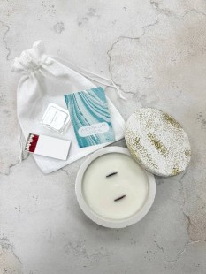 KURTIS home Ароматическая соевая свеча ручной работы Christmas time