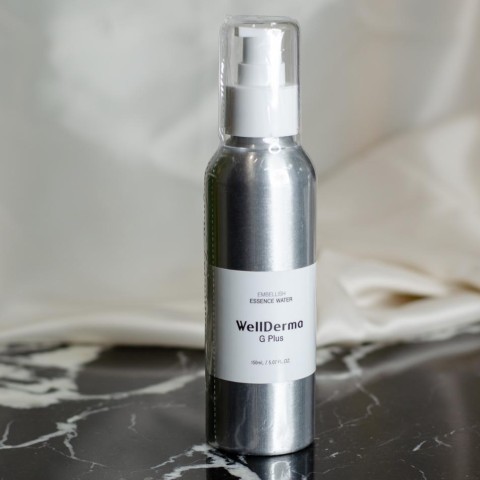 WellDerma G Plus Увлажняющий тонер для лица Embellish Essence Water