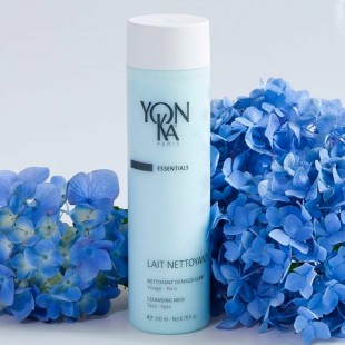 Yon-Ka ESSENTIALS Очищающее молочко Lait Nettoyant, 200 мл