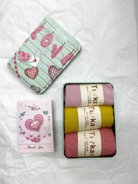 TURKAN НАБОР Носки женские в подарочной упаковке жестяная банка, 3 пары