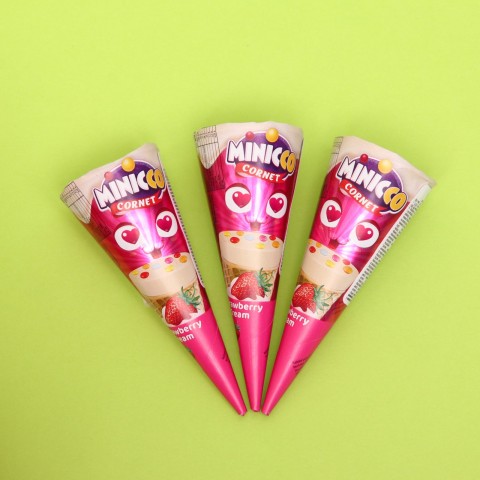 Minicco Вафельный рожок Cornet Strawberry молочный шоколад Клубника, 25 г