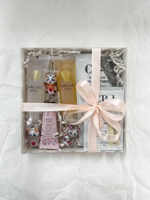 Коробочка подарочная, принт в горошек, крафт, 15*15*3 см