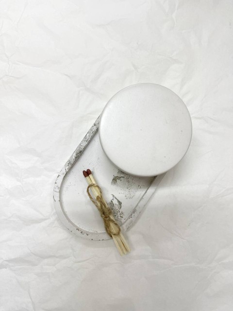 BE HAPPY Набор ароматическая соевая свеча ручной работы на овальной декоративной подставке