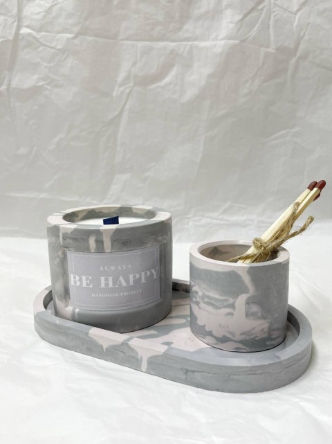 BE HAPPY Набор ароматическая свеча ручной работы + вазочка на овальной декоративной подставке
